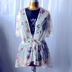 Maurices Lace Net Floral Duster NWT 2